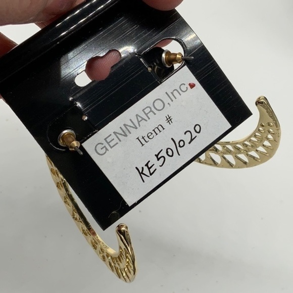 Boho Gold Cutout Crescent Hoop Earrings Festival Style statement Jewelry - Picture 3 of 3